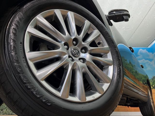 �y�����A���~�z�C�[���z�O�ςɃ}�b�`���������A���~�z�C�[���𑕒����Ă���܂��B�e��ЊO�A���~�z�C�[����A�X�^�b�h���X�^�C�����戵�����Ă���܂��B���񂲑��k����������
