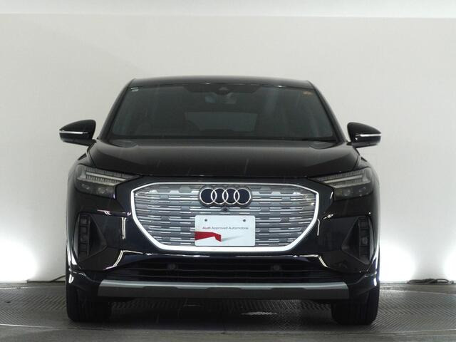 Q4スポーツバックe-tron40 アドバンスド