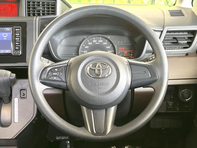 【ステアリングスイッチ】運転中、前方から目線をそらすことなく、オーディオ等の操作が可能な便利機能!安心&快適なドライブを演出してくれます♪