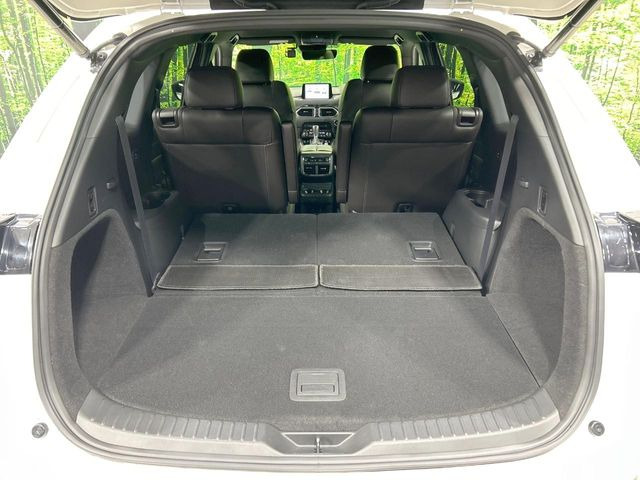 【パワーバックドア】スマートキーや運転席のボタンを押すだけでリアゲートが自動で開閉します!荷物を持っている時や、高い位置にあるバックドアを閉める際に便利な機能です♪