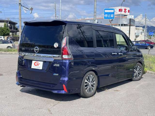 セレナ2.0 ハイウェイスター 4WD