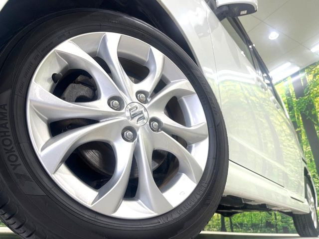 �y����15�C���`�A���~�z�C�[���z�O�ςɃ}�b�`���������A���~�z�C�[���𑕒����Ă���܂��B�e��ЊO�A���~�z�C�[����A�X�^�b�h���X�^�C�����戵�����Ă���܂��B���񂲑��k����������