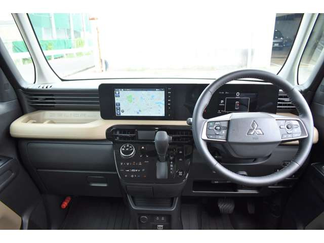 デリカミニT プレミアム 4WD