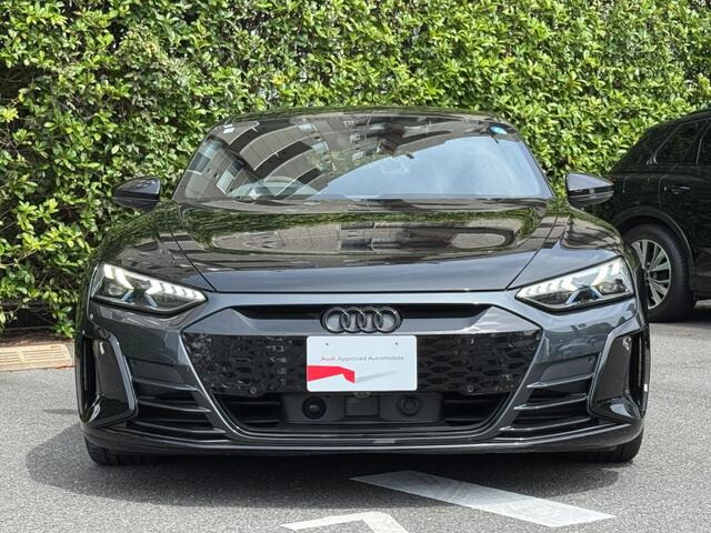 e-tron GT クワトロ4WD