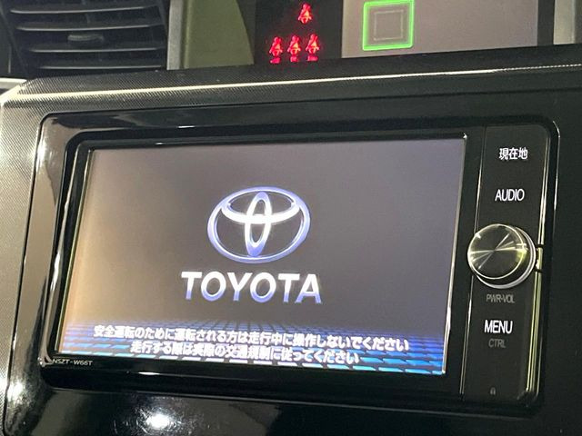 �y�����i�r�z�l�C�̏����i�r�𑕔����Ă���܂��B�i�r�̎g���₷���͂������A�I�[�f�B�I�@�\���[��!�L�����v�◷�s�͂������A�ʋ΂┃�����ȂǕ��i�̃h���C�u���y�����Ȃ�͂���