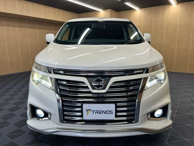 TRENOS�ɂ͑����A�Ԏ�l�X�ȍ݌ɂ��������܂��B�����Ƃ��C�ɓ���̈��ɏo���͂��ł���