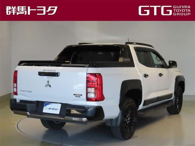トライトン2.4 GSR ディーゼル 4WD
