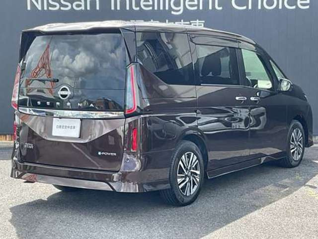 セレナ1.4 e-POWER ハイウェイスターV