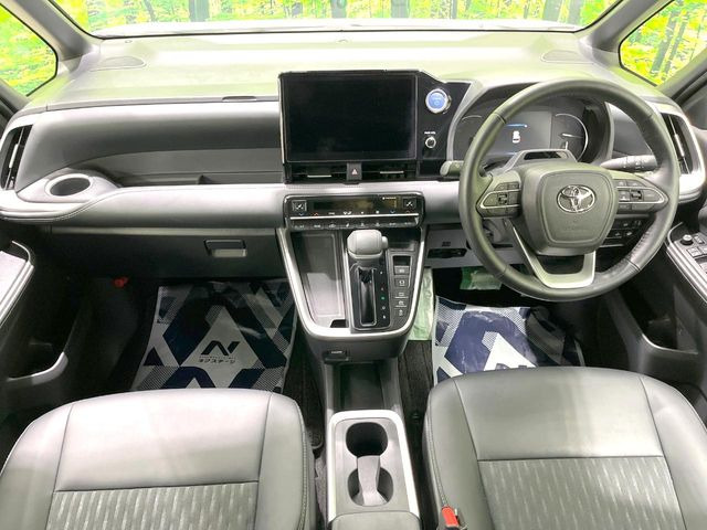 ノア1.8 ハイブリッド S-Z