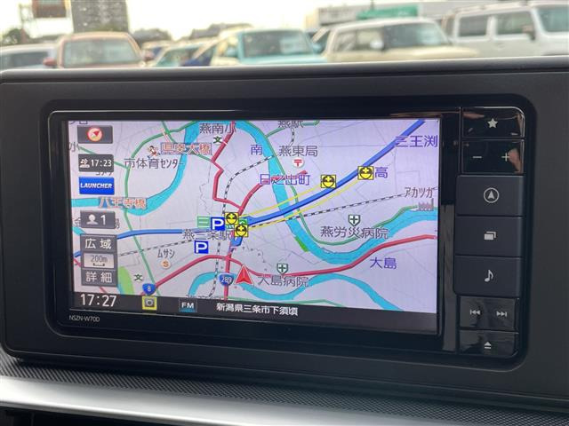 ロッキー1.0 プレミアム 4WD