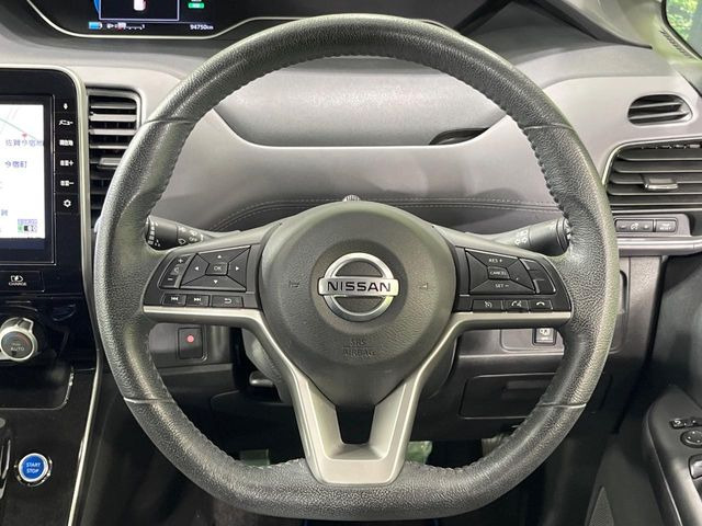 �y�X�e�A�����O�X�C�b�`�z�^�]���A�O������ڐ������炷���ƂȂ��A�I�[�f�B�I���̑��삪�\�ȕ֗��@�\!���S&���K�ȃh���C�u�����o���Ă���܂���
