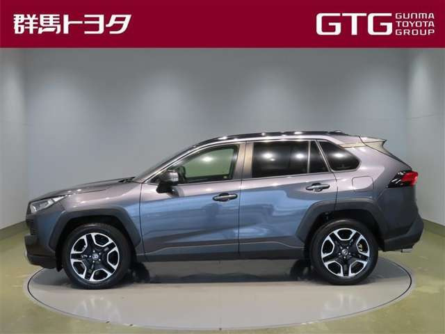 RAV42.0 アドベンチャー 4WD