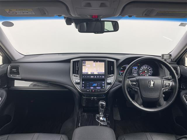 クラウンハイブリッド 2.5 S Four 4WD