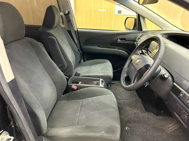 TRENOS�ɂ͑����A�Ԏ�l�X�ȍ݌ɂ��������܂��B�����Ƃ��C�ɓ���̈��ɏo���͂��ł���