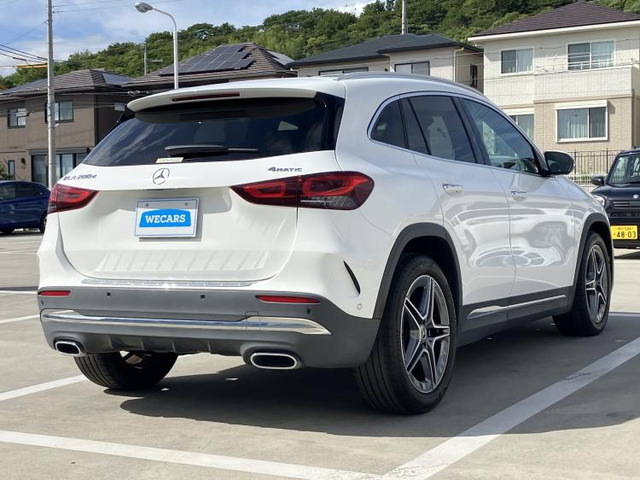 GLAクラスGLA200d 4マチック AMGライン 4WD