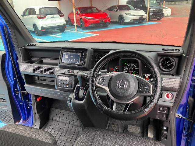 N-VAN+スタイル ファン ターボ  4WD