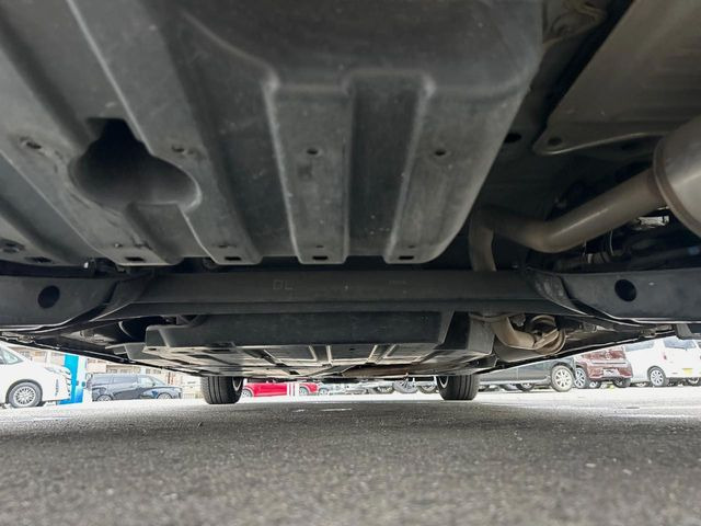 下回りがきれいなうちに、防錆加工の施工がオススメ。降雪地域はもちろん、沿岸部にお住いの方や、趣味でマリン・ウィンタースポーツをされる方にご好評いただいております。