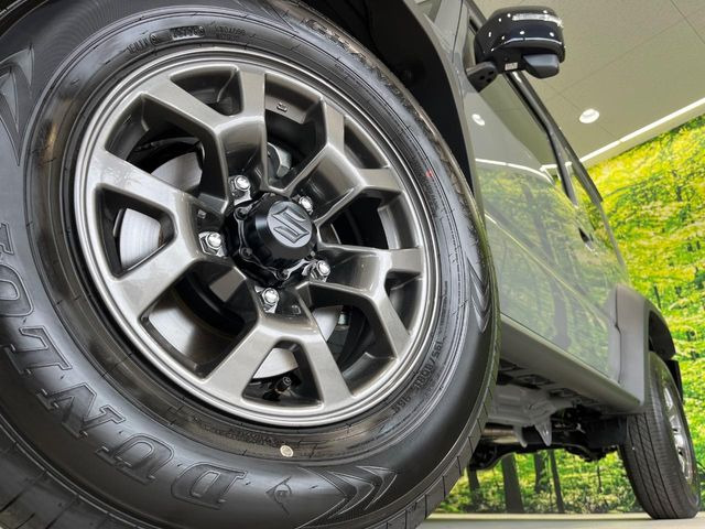 �y����15�C���`�A���~�z�C�[���z�O�ςɃ}�b�`���������A���~�z�C�[���𑕒����Ă���܂��B�e��ЊO�A���~�z�C�[����A�X�^�b�h���X�^�C�����戵�����Ă���܂��B���񂲑��k����������