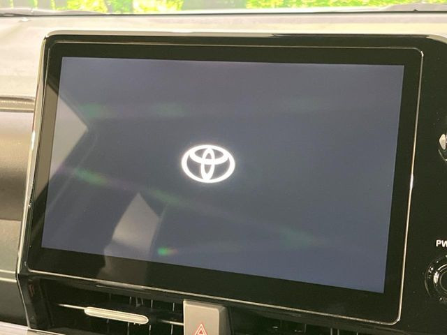 �y10.5�C���` �f�B�X�v���C�I�[�f�B�I�z���ʂ̃f�B�X�v���C��AppleCarPlay��AndroidAuto�����p�\�B�傫�ȉ�ʂŃX�}�z�i�r�A�v���������p���������܂���