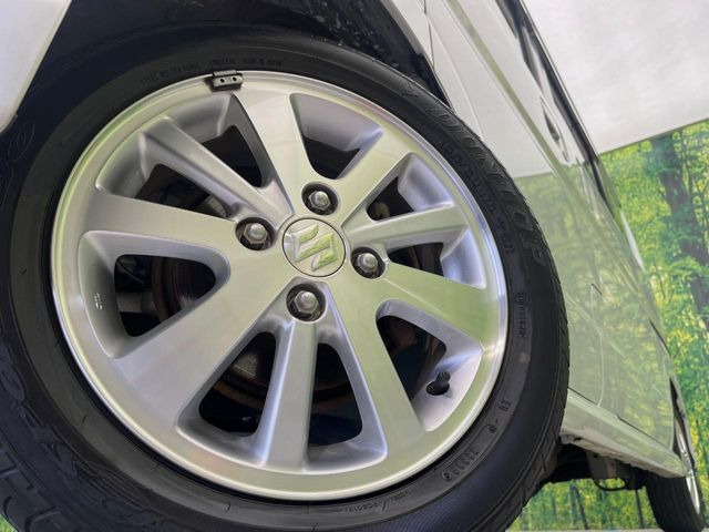 �y����14�C���`�A���~�z�C�[���z�O�ςɃ}�b�`���������A���~�z�C�[���𑕒����Ă���܂��B�e��ЊO�A���~�z�C�[����A�X�^�b�h���X�^�C�����戵�����Ă���܂��B���񂲑��k����������