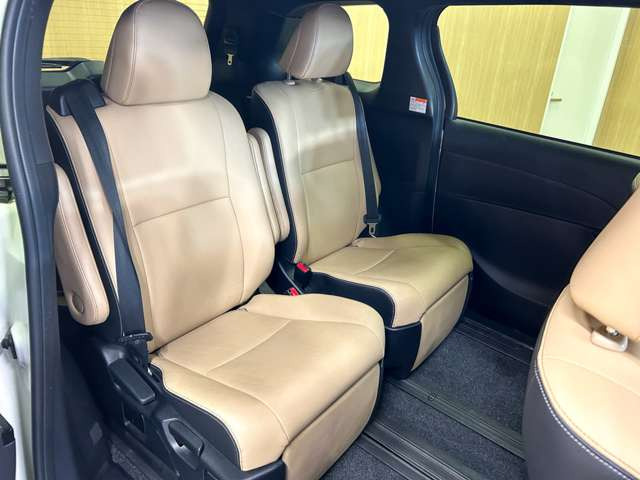 TRENOS�ɂ͑����A�Ԏ�l�X�ȍ݌ɂ��������܂��B�����Ƃ��C�ɓ���̈��ɏo���͂��ł���