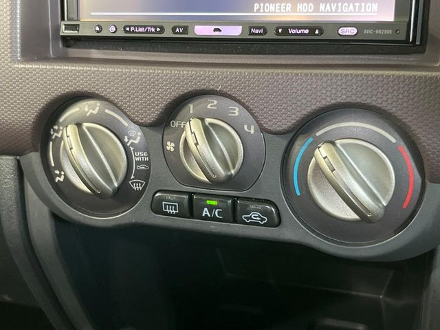 パジェロミニエクシード 4WD