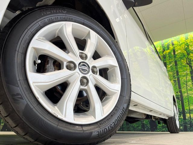 �y����14�C���`�A���~�z�C�[���z�O�ςɃ}�b�`���������A���~�z�C�[���𑕒����Ă���܂��B�e��ЊO�A���~�z�C�[����A�X�^�b�h���X�^�C�����戵�����Ă���܂��B���񂲑��k����������