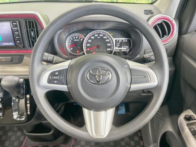 �y�X�e�A�����O�X�C�b�`�z�^�]���A�O������ڐ������炷���ƂȂ��A�I�[�f�B�I���̑��삪�\�ȕ֗��@�\!���S&���K�ȃh���C�u�����o���Ă���܂���