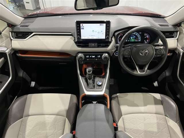 RAV42.0 アドベンチャー 4WD