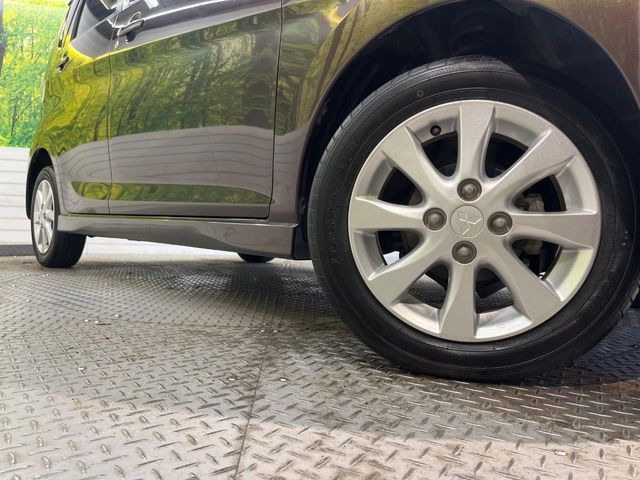 �y����14�C���`�A���~�z�C�[���z�O�ςɃ}�b�`���������A���~�z�C�[���𑕒����Ă���܂��B�e��ЊO�A���~�z�C�[����A�X�^�b�h���X�^�C�����戵�����Ă���܂��B���񂲑��k����������