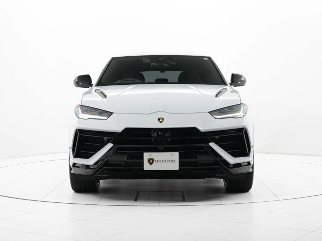 ウルスS 4WD