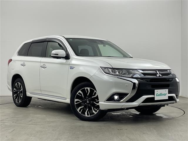 アウトランダーPHEV2.0 G ナビパッケージ 4WD