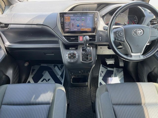 ヴォクシー2.0 ZS 煌