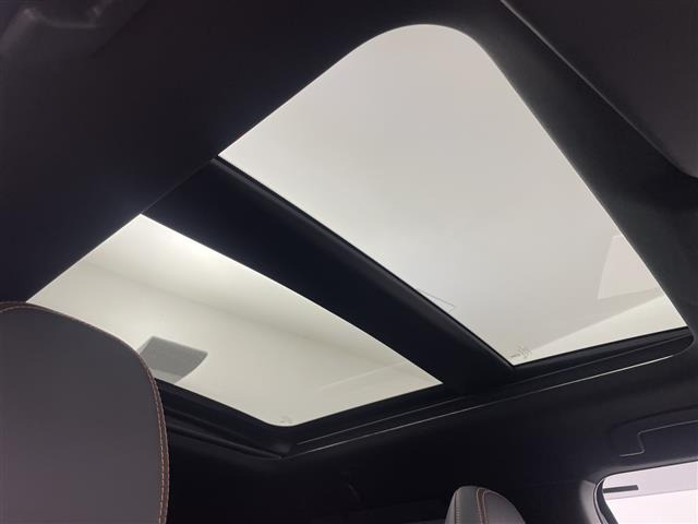 アウトランダーPHEV 2.4 P 4WD