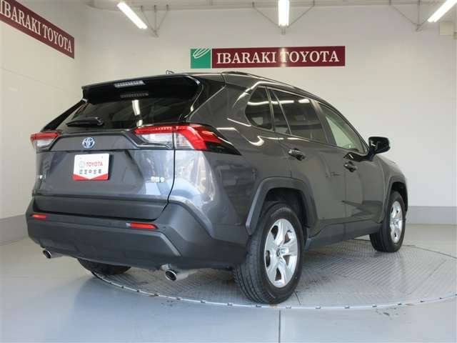 RAV42.5 ハイブリッド X