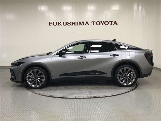 クラウンクロスオーバー2.5 G アドバンスト レザー パッケージ E-Four 4WD