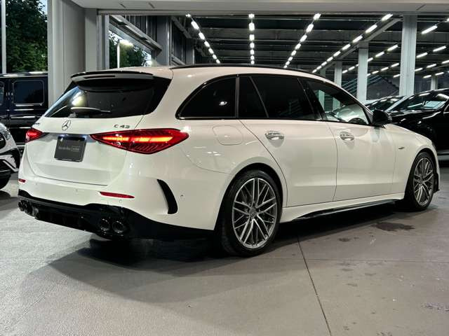 CクラスワゴンAMG C43 4マチック (BSG搭載モデル) 4WD