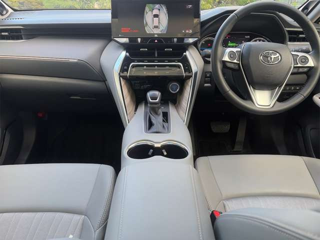 ハリアー2.5 ハイブリッド E-Four Z 4WD