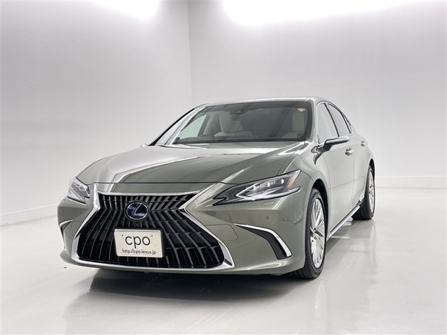 ES300h バージョンL