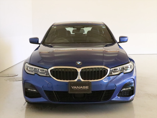 3シリーズセダン320d