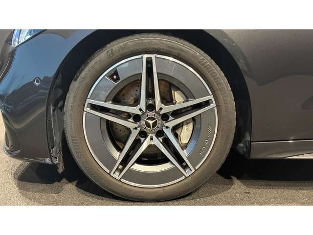 CクラスC220d アバンギャルド AMGラインパッケージ (ISG搭載モデル)