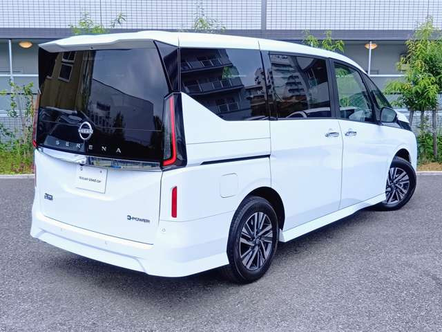 セレナ1.4 e-POWER ハイウェイスターV