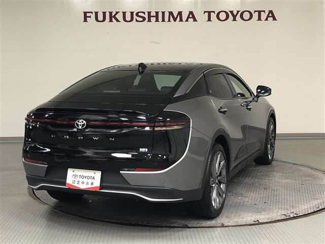 クラウンクロスオーバー2.5 G アドバンスト レザー パッケージ E-Four 4WD