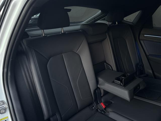 Q3スポーツバック35 TFSI Sライン