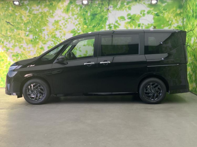 セレナ1.4 e-POWER ハイウェイスターV