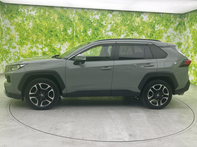 RAV42.0 アドベンチャー 4WD