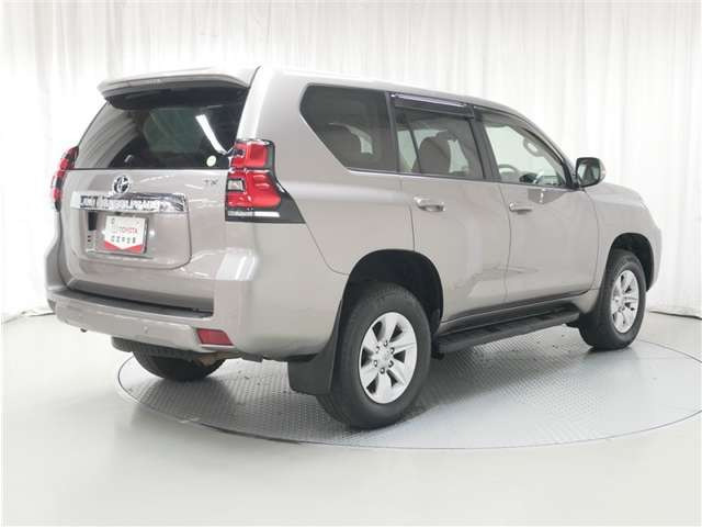 ランドクルーザープラド2.8 TX ディーゼル 4WD