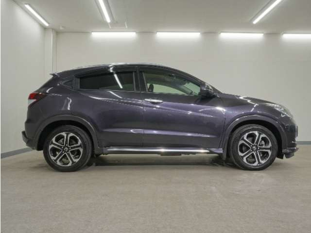 ヴェゼル1.5 ハイブリッド Z ホンダセンシング 4WD