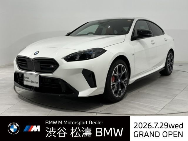 2シリーズグランクーペM235 xドライブ 4WD