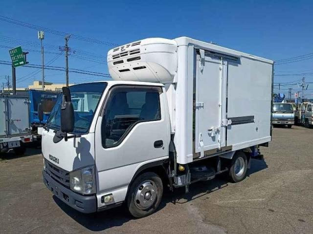 エルフ冷蔵冷凍車